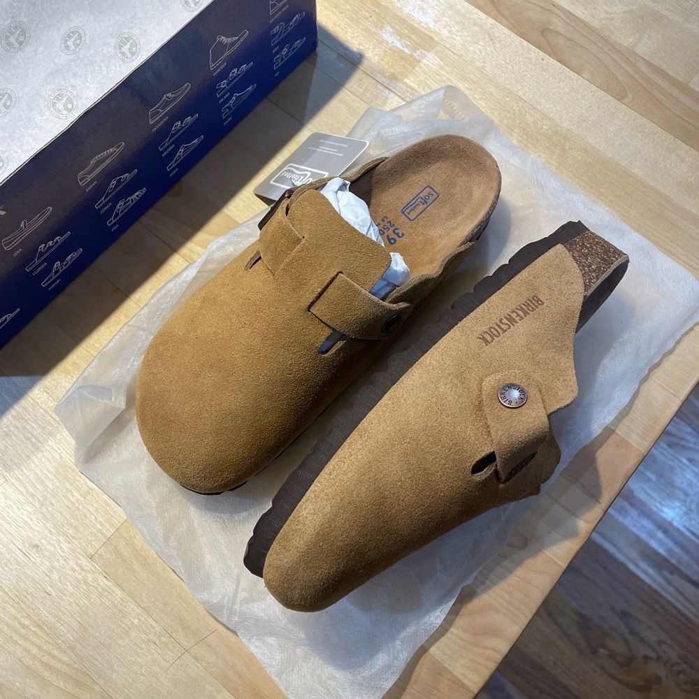 Birkenstock Boston Soft Footbed in Brown
